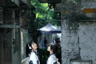 “51吃瓜群众”下载后，让你吃到“瓜”以外的神秘信息站。