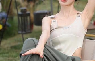 如果不想错过“zztt17”网页上的最新小道消息，那可真得时刻保持关注哦！
