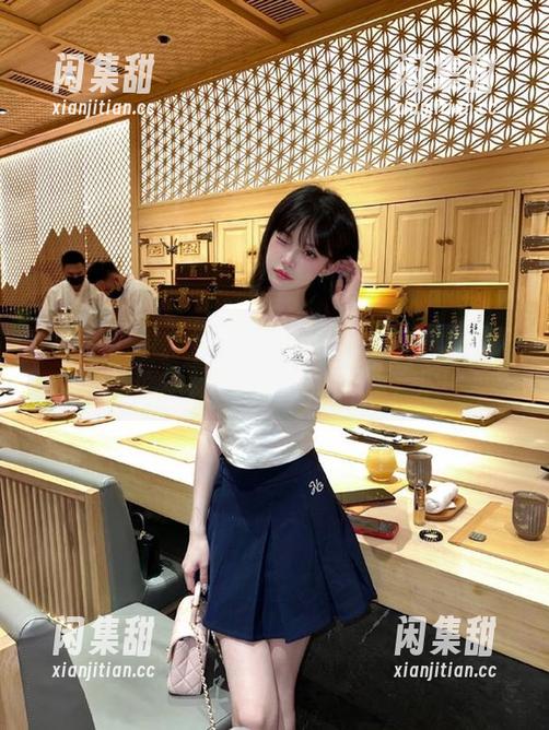 下载每日黑料，解锁甜蜜八卦，一起在线吃瓜，不出门也能体验“瓜田”！