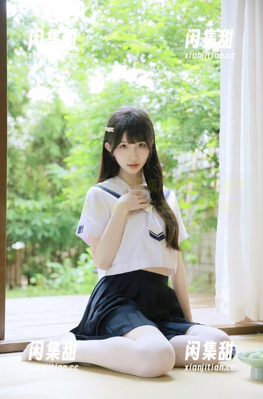 黑料老司机苹果版，真是个永不止步的黑暗骑士，瓜子牢牢把握中！