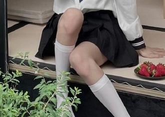 听说黑瓜吃料的视频可以引发无限的吃瓜热潮？